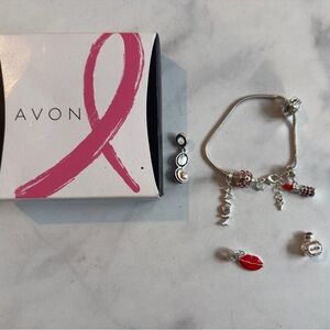 Avon Breast Cancer Crusade Hope Charm Bracelet